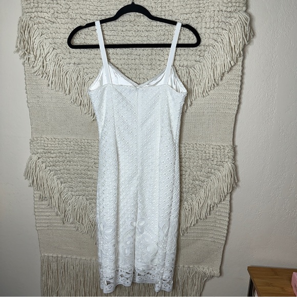 WHITE HOUSE BLACK MARKET white lace sleeveless sheath dress 0 - Picture 10 of 13